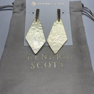Kendra Scott Gia Gold Hammered Earrings